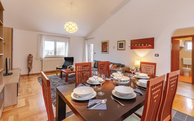 Nice Home in Volme With Wifi and 3 Bedrooms
