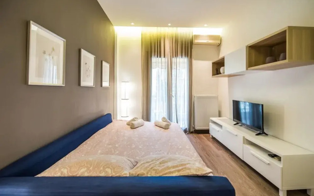 Danae Apt by halu! Apartments