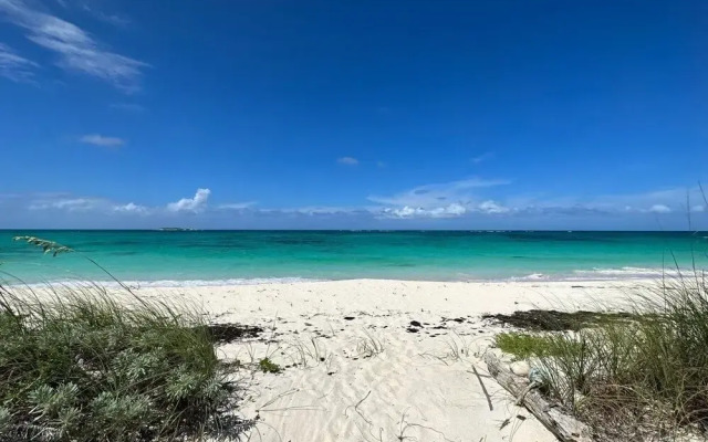 C Breeze 4 Bedroom Home