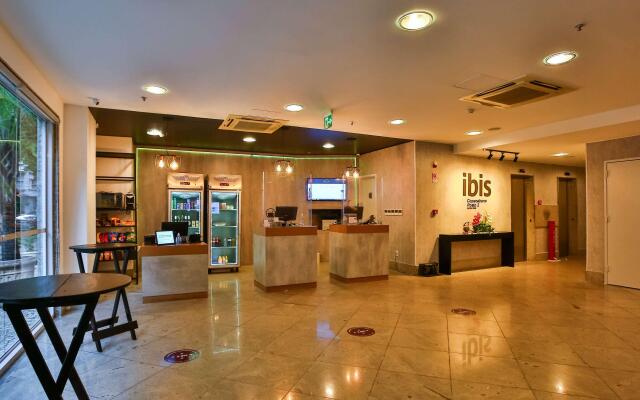 ibis Copacabana Posto 2 Hotel