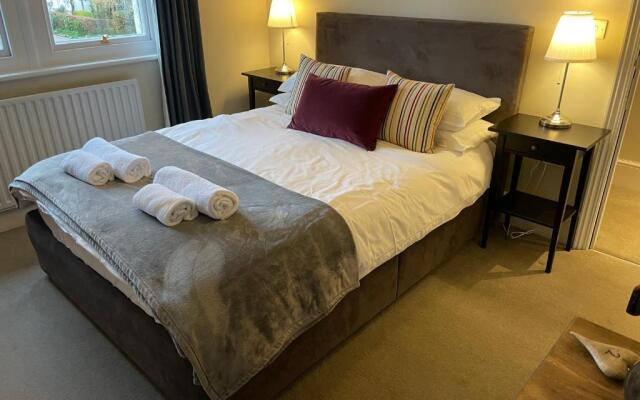The Richmond Arms Rooms