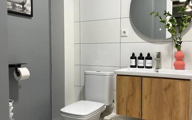 Девушка и Журавль