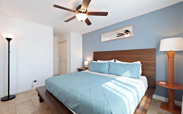 Kailua Village 307