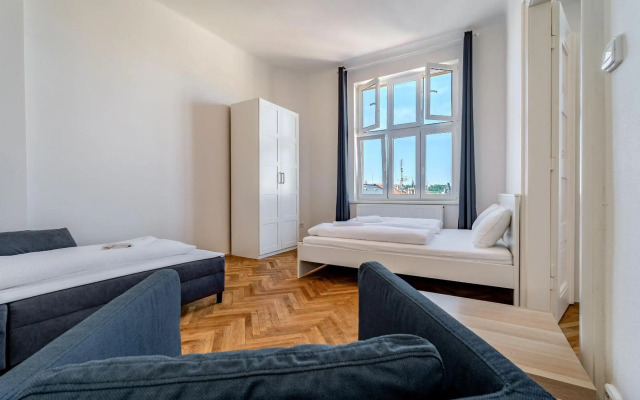 Avantguard Apartments