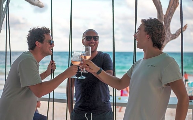 Coco Beach Club Hotel
