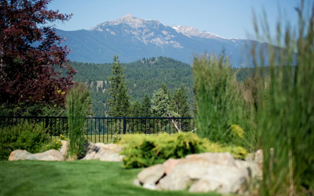 Bighorn Meadows Resort