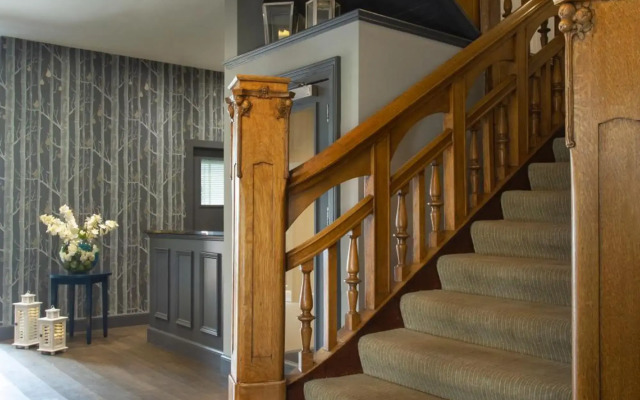The Orchard Park Hotel