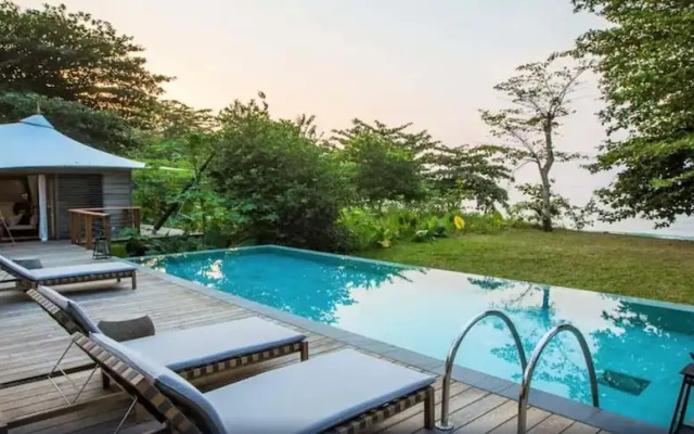 Sundy Praia  – Principe Collection