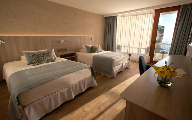 Yachting Hotel Quintero