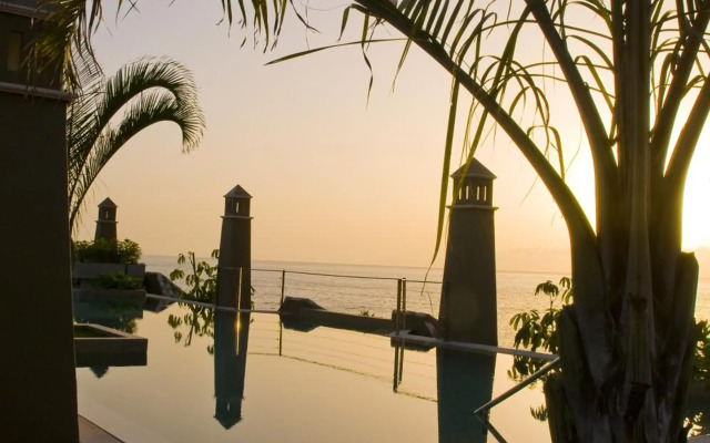Hotel Playa Calera
