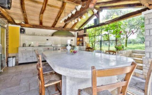 LANA house with apartment