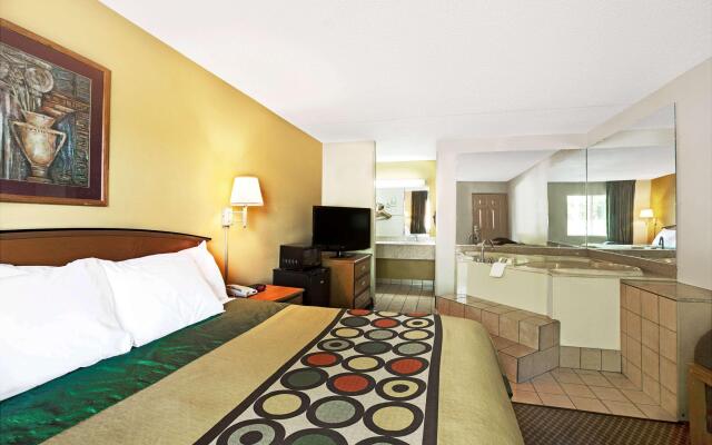 Super 8 By Wyndham Charlotte Downtown Area