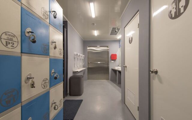 Zone17 diving station