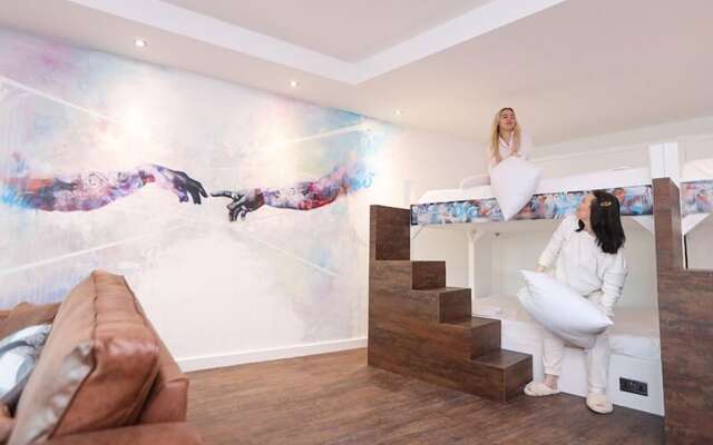 The Bling Hotel by UStay