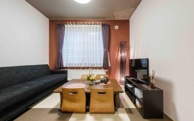 グループで札幌旅行に✩ 3Ldk貸し切り✩最大9名✩ 無料駐車場 – Guest Rooms – Sapporo