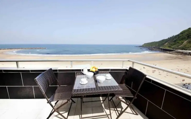 BayQuest | Zurriola Beach