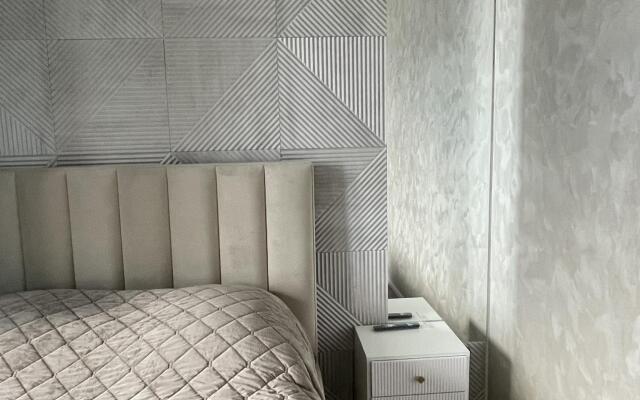 Superior apartment on Aleksey Kozin street 2