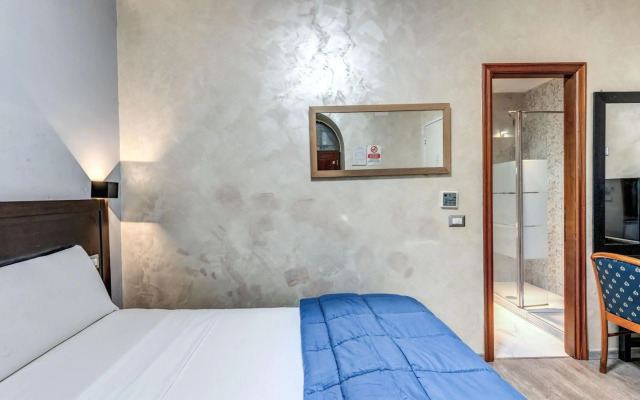 Hotel Family House