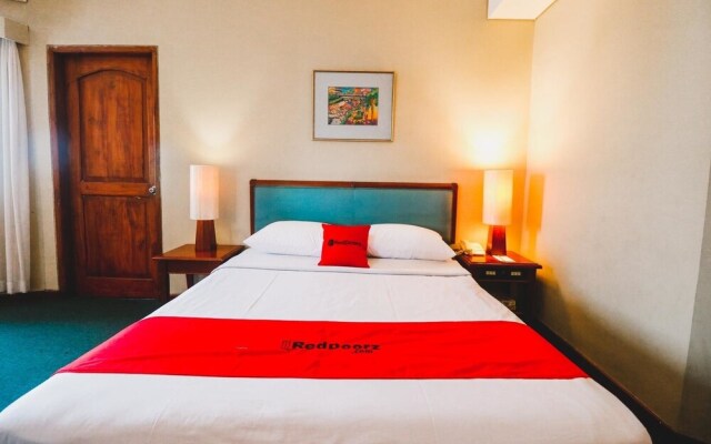 RedDoorz Plus near Monumen Nasional Jakarta