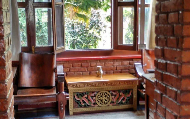 Hotel Vajra