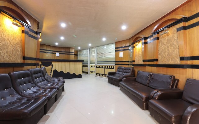 OYO 30450 Aamrapaali Water Park