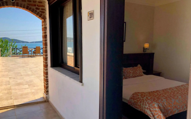 Cunda Deniz Hotel