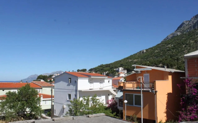 Apartments with a parking space Baska Voda, Makarska - 6773