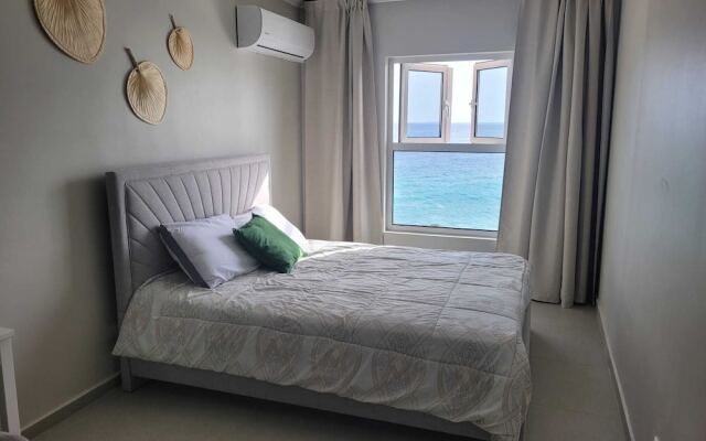 Seaview Resort  Boca Sami
