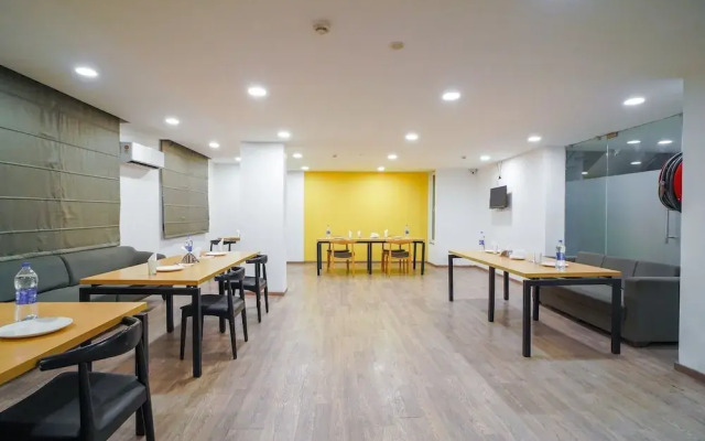 Saltstayz Express - Medicity (Near Medanta Hospital)