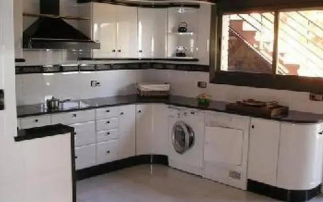 Villa Carrer Trinitat by HelloApartments