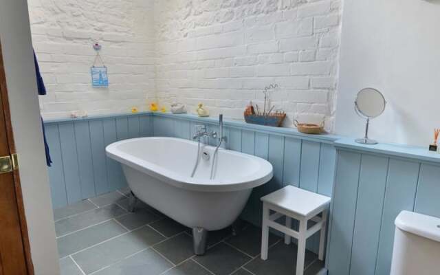 Lovely Holiday Home in Docking near Beach