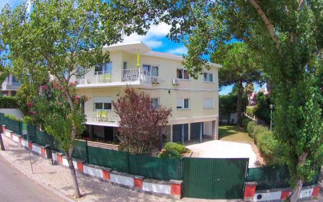 Pine Tree Villa