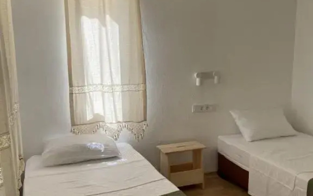 Yedi (7) Butik Hotel