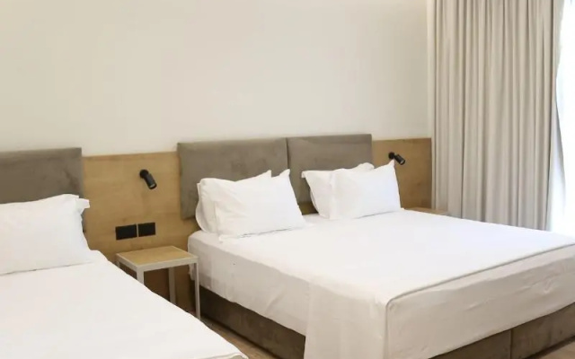 B&B Champagne Vlore Bay