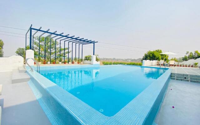Ananda Resorts