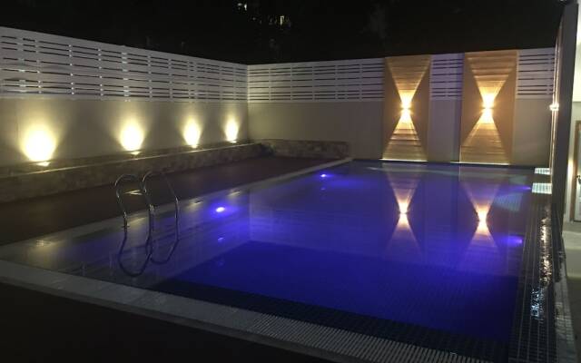 Lin Unity Win Hotel