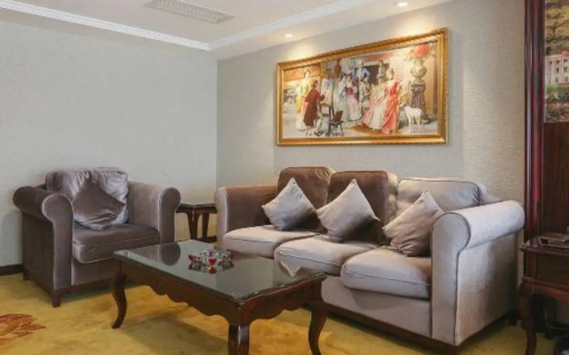 Vienna International Hotel (Huidong Honghai Bay)