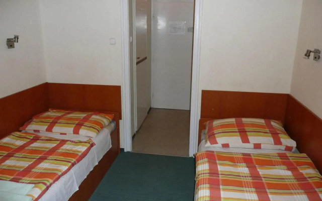 Touring Hotel