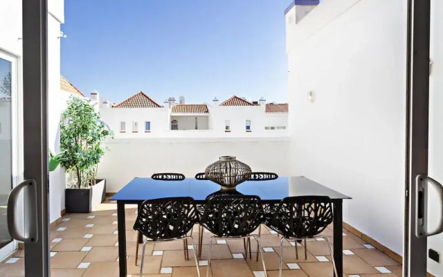 QV 210 - Black White Apartment - Quinta Velha