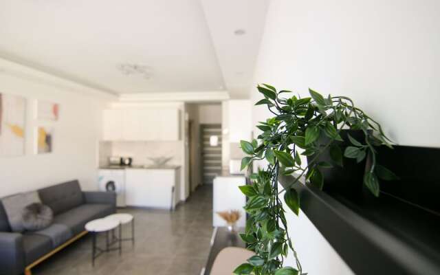 Phaedrus Living Seaside Flat Athina 116