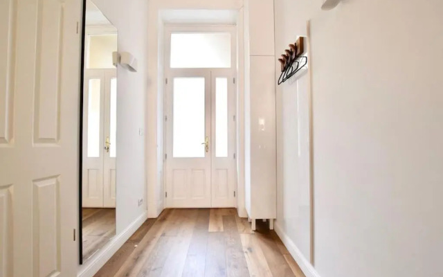 Luxury Apartment by Hi5 - Budapest Broadway