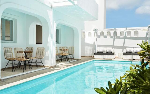 Loizos Apartments