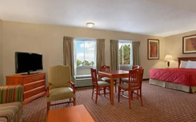 Ramada Burlington Hotel and Conference Center