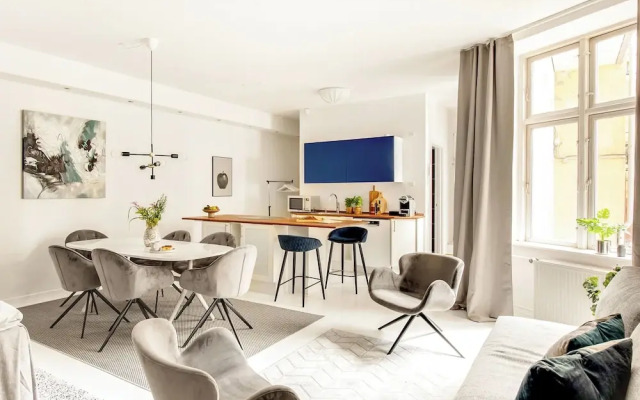Sanders City - Spacious Studio Apartment