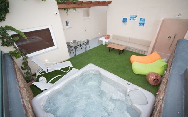Villa Galaxy Santorini