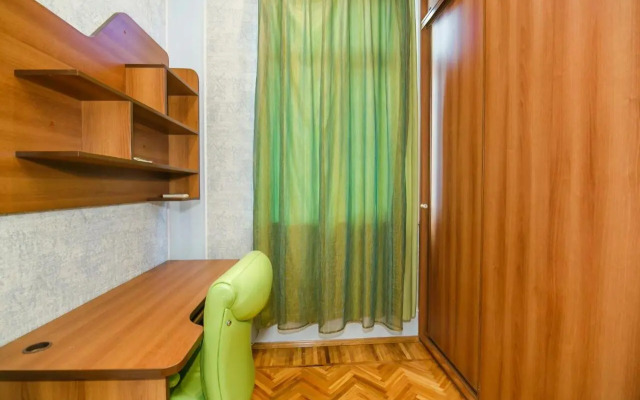 Zarifa Aliyeva Bedroom 1