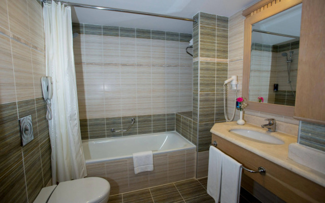 Fame Residence Lara & Spa Hotel - All Inclusive