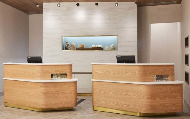 Courtyard Erie Bayfront