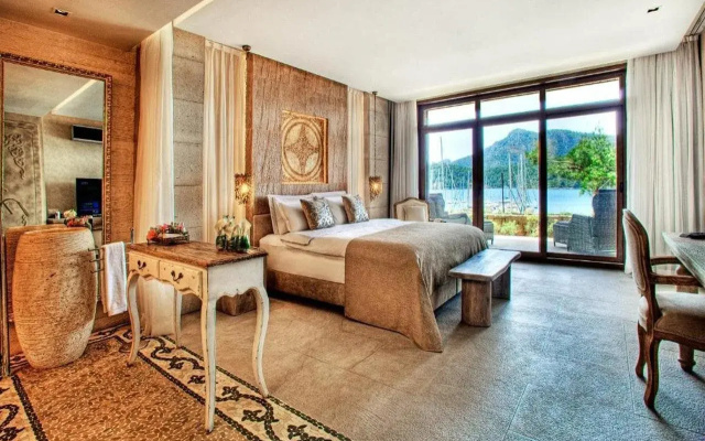 Martı Hemithea Hotel