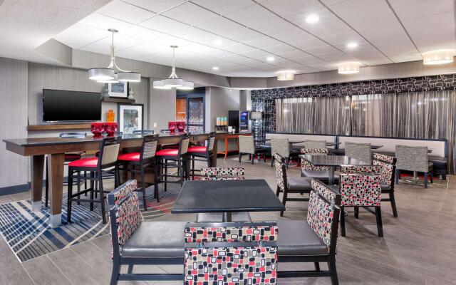 Hampton Inn Columbus/Delaware I-71 North